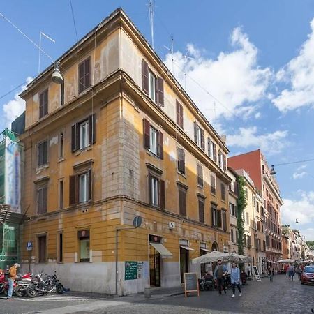 Borgo Pio - Quite And Spacious Apt ローマ エクステリア 写真