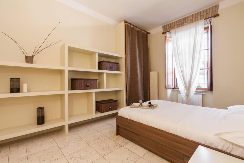Borgo Pio - Quite And Spacious Apt ローマ エクステリア 写真