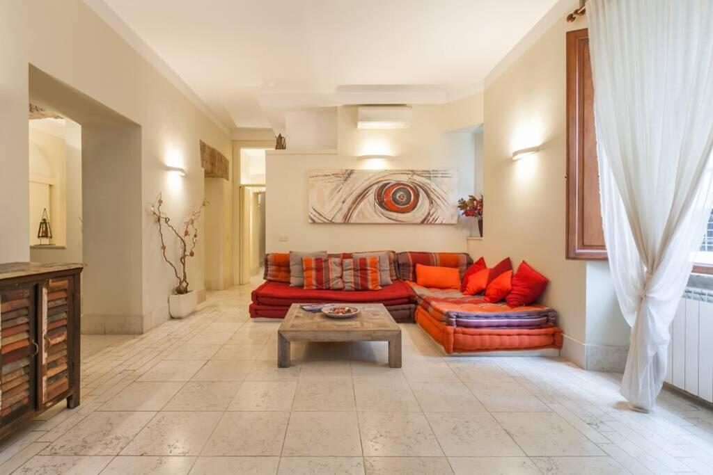 Borgo Pio - Quite And Spacious Apt ローマ エクステリア 写真